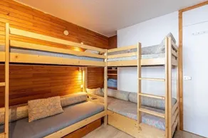 230m from ski slopes, 2nd floor, view mountain, balcony, tv, ski locker, 28m², La Plagne - Image 3