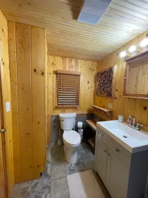 Beautiful 2 BR Lakefront Cabin on Long Lake, Harrison Mi - Image 5