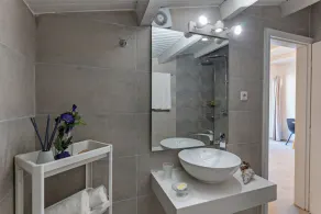 Castello Apartments,Penthouse suite by the sea - Image 2