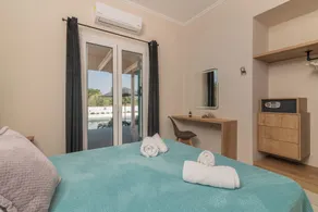 Tasos Villas - Nr. 2. Einzelvilla mit privatem, überdachtem Sitzbereich. - Image 4