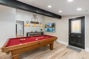 11 bedroom Lodge - Swim Spa/Hot Tub - Firepit - Game room - sleeps 26 - Image 4