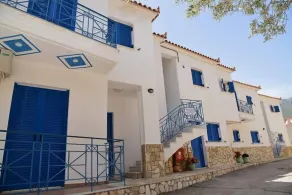 Matina Apartments Tyros - Image 2