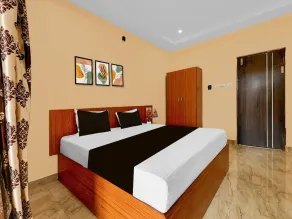 Deluxe Bheemili Beach Visakhapatnam - Image 3