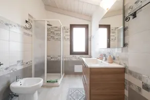Holiday Home 'Il Tramonto' with Terrace & Wi-Fi - Image 5