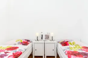 Holiday home with private pool, comfort and peace - Image 2