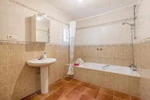 Cortijo La Alberquilla – Andalusian Charm with Mountain and Sea Views, Pool, Wi-Fi, and Garden - Image 2