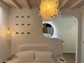 Cycladic Luxury and Comfort in Kalo Livadi - Image 3