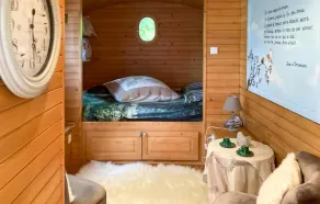 1 bedroom nice (sta)caravan in Gommenec h - Image 3