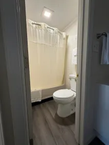 Stay Inn - Image 5