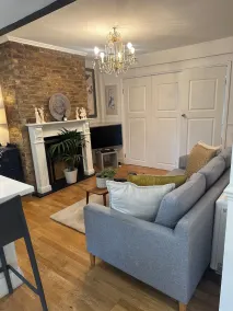 Bushey Guest House - Image 5