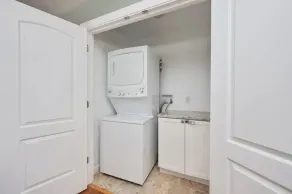 Private 3 Bedroom Home in Gated Community - Image 2