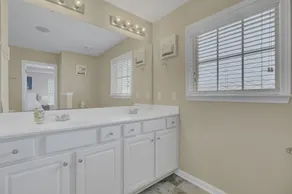 ENTIRE ENJOYABLE HOUSE WITH PLAY BOARDS IN SUMMERVILLE  <br>5BEDROOM - Image 2