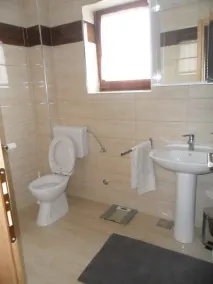 Holiday apartment with a balcony - Image 3