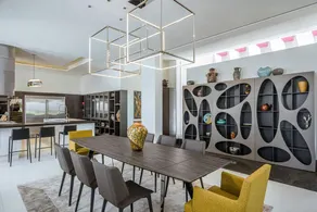 Contemporary 5BR Villa Sleeps up to 16! - Image 5
