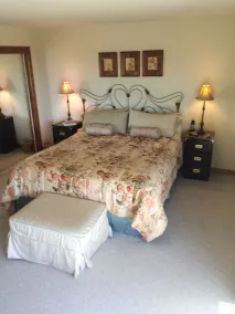 Mandolin Wind - Private retreat with filtered ocean view and hot tub - Image 4