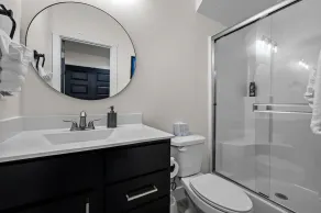 Relax & unwind at U52! 7 bed 7 bath. Beautiful new construction.  - Image 5