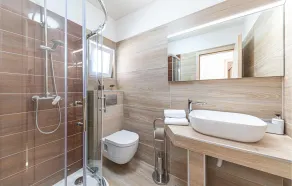 Hus ved stranden i Gustirna - Image 3