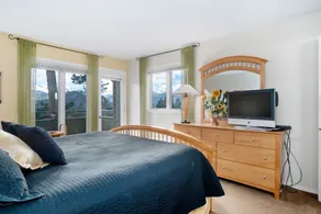 Deering Crest - Image 5