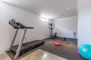Villa med swimmingpool og fitness - Image 2