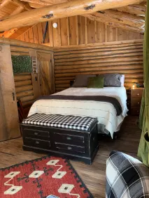 Charming Log Cabin on beautiful environmental lake - Image 4