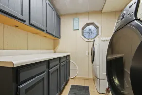Sleeps 18 w/Game Room, 9 min to Geneva Strip, 7 min to Harbor District/Wineries - Image 3