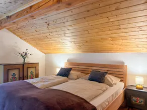 Lovely rural authentic hunter's house - Image 5