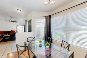Family and Senior-Friendly VERY Private Home. FREE Heated Pool & Hot Tub! - Image 5