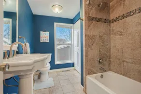 Ludington Lakehouse Retreat - Steps away from the Lake - Image 5