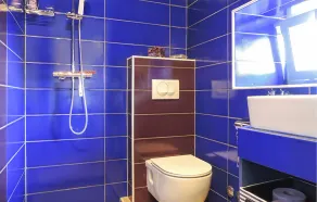 6 Bedroom Pet Friendly Home In Labin - Image 4
