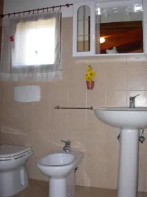 ALGHERO HAUS URLAUB UNABHÄNGIG MIT GARTEN - Image 2