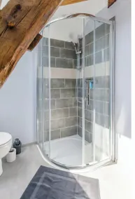 House - Image 2