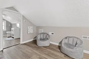 Creek Valley House that's Cozy, Quiet & Peaceful ! - Image 3