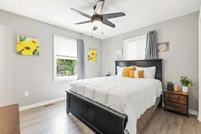 Lusby 5BD Family Home with Private Beach Access - Image 5