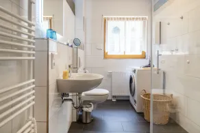 Comfortable vacation apartment with terrace and garden in the Zingst vacation park - Image 5