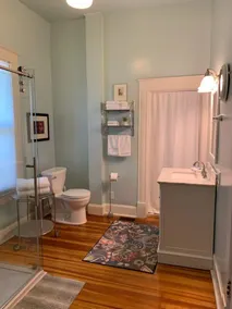 Beautiful Craftsman home near C-Street for you and your pets! - Image 3