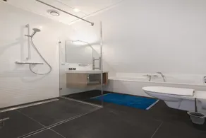 Villa au Tjeukemeer avec Ponton Privé - Image 4