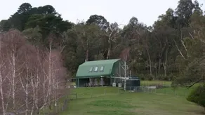 Family or group accommodation in farm setting. - Image 4