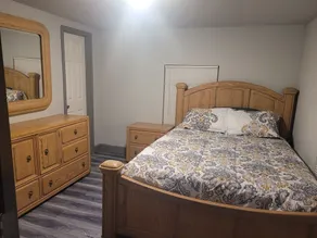 Spacious Cheerful 1-Bedroom Residential Home - Image 3