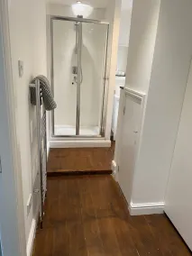 Hermoso apartamento en una ubicación excelente con vistas a la desembocadura del Tyne - Image 3