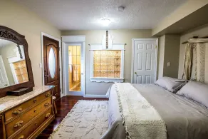The River Blossom Suite - Downtown - Image 4