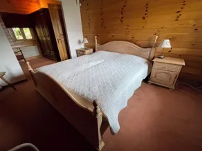 Large and very bright chalet for 10 people with large terrace, garden and a very nice view.Interior: - Image 5