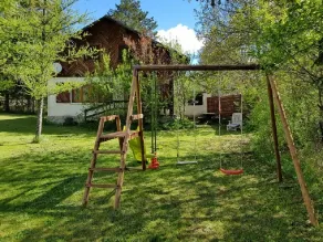 Attractive family chalet sleeps 10 to 12 in Val d'Allos - Image 2