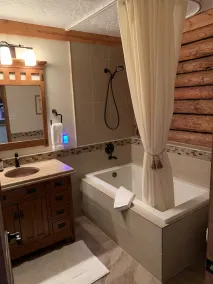 Spa Style Log Home Retreat ved Sandia Mountain - Image 5