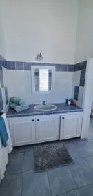 Ocean Front Condo - 3 minutes walk to the beach - Image 2