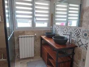 Quiet, facing the golf course, 5 minutes from the town center, very central - Image 2