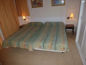 2 bedroom apartment - Los Geranios, Las Americas - Image 4