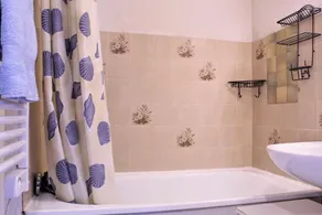 50 meters from the ski slopes, 6th floor, balcony, TV, ski locker, 18 m², Risoul - Image 3