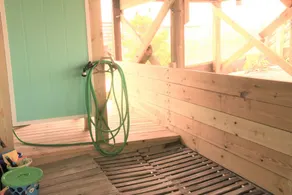 Maison en bord de mer avec accès à la plage privée, récemment rénovée - Image 3