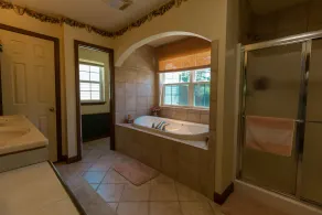 Tranquil Bay House on Lake Tenkiller near Tahlequah - Image 3