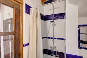 Holiday Home \"La Escalincha\" with Mountain View, Shared Pool & Wi-Fi - Image 4